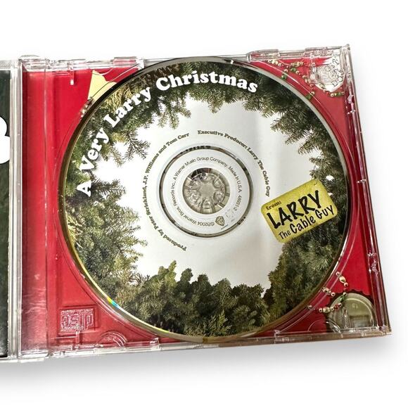 Larry The Cable Guy CD A Very Larry Christmas 2004 Git R Done Comedian Funny - Picture 4 of 7
